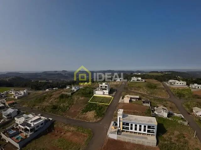 Terreno com 450m², à venda, no bairro São Cristóvão em Concórdia