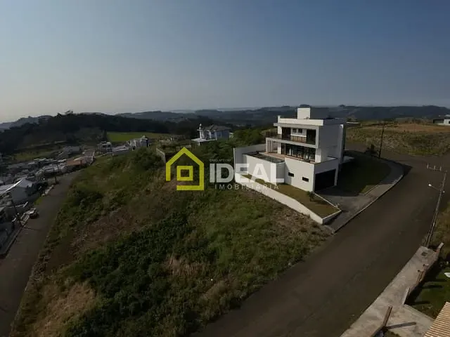 Terreno com 450m², à venda, no bairro São Cristóvão em Concórdia