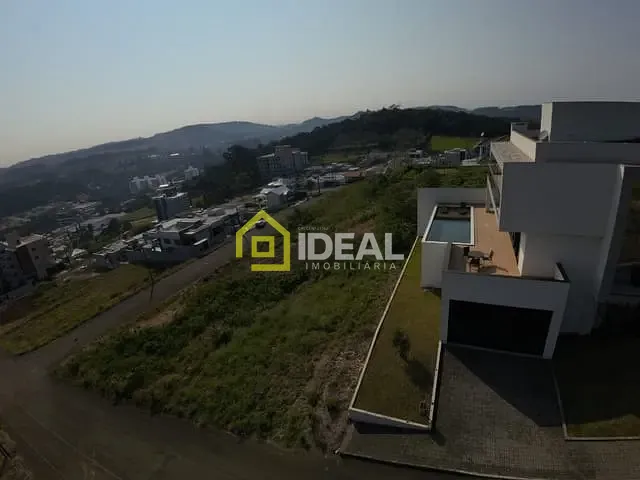 Terreno com 450m², à venda, no bairro São Cristóvão em Concórdia