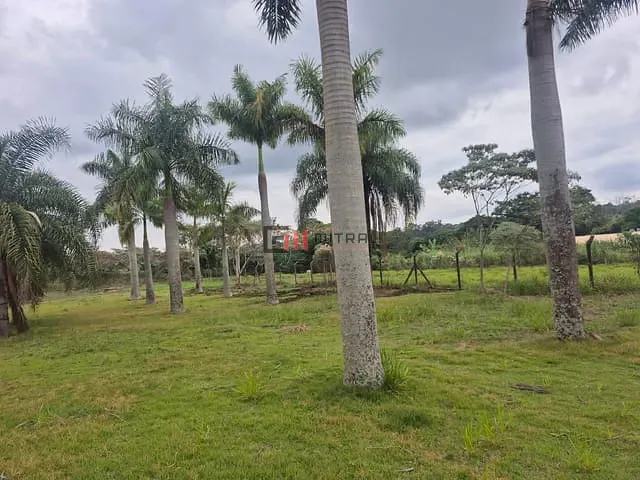 Terreno com 2020m², à venda, no bairro Gleba Fazenda Palhano em Londrina