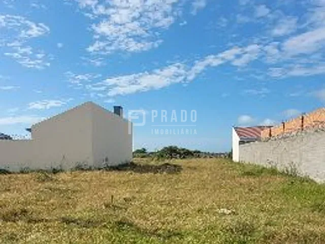 Terreno com 432m², à venda, no bairro Laranjal em Pelotas