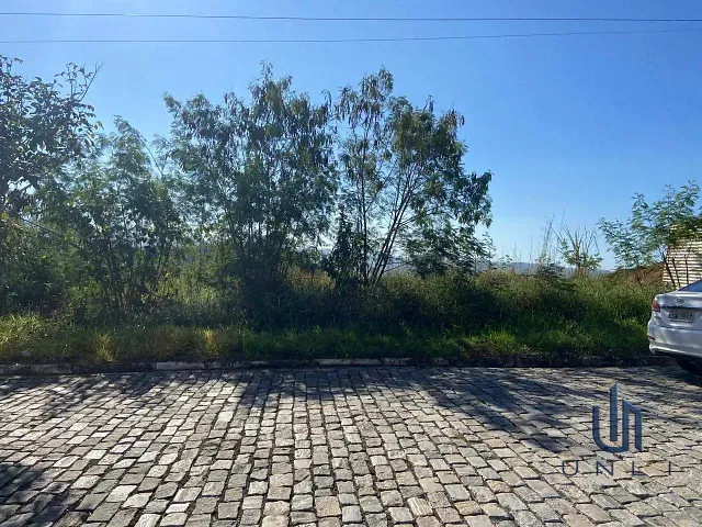 Terreno com 361m², à venda, no bairro Bocaininha em Barra Mansa