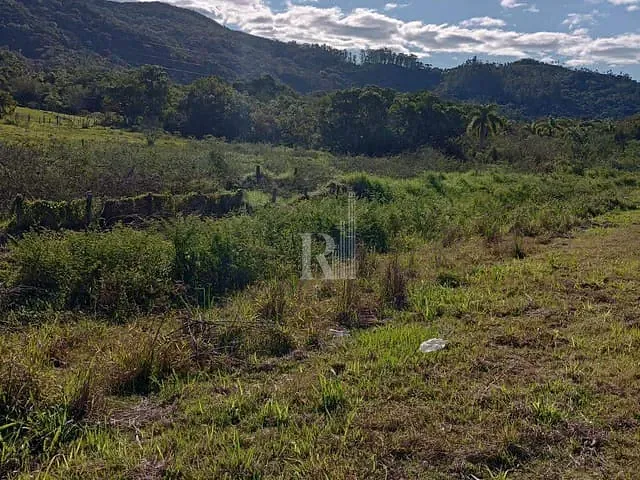 Terreno com 11000m², à venda, no bairro Fazendinha em Biguaçu