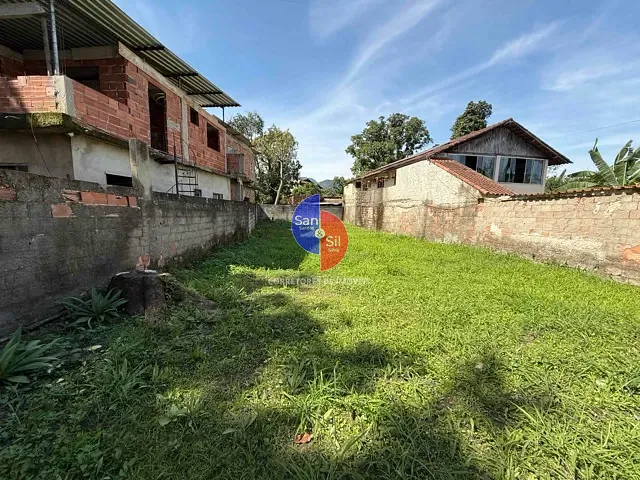 Terreno com 366m², à venda, no bairro Parque Fleixal em Guapimirim