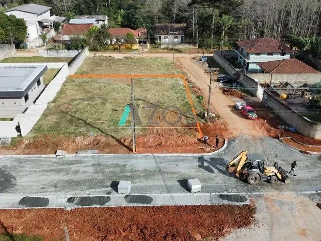 Terreno com 630m², à venda, no bairro SANTA MÔNICA em Colombo