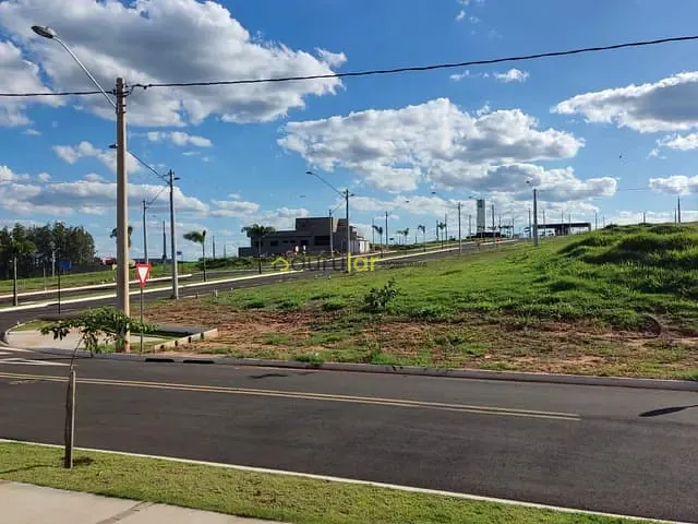 Terreno com 319m², à venda, no bairro Jardim Godoy em Bauru