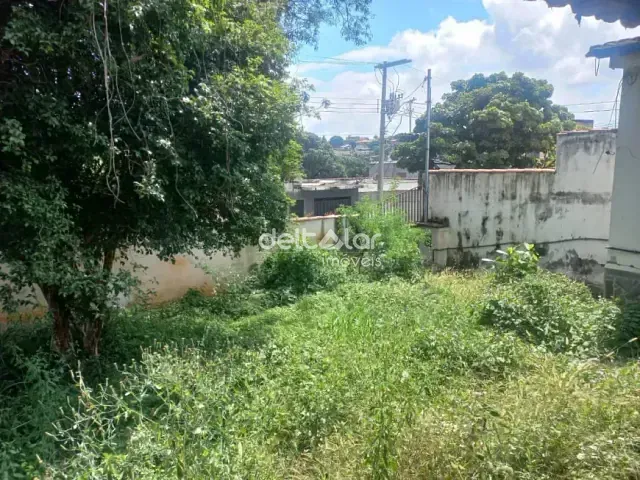 Terreno com 360m², à venda, no bairro Guarani em Belo Horizonte