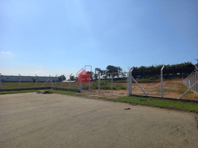 Terreno com 9855m², à venda, no bairro Distrito Industrial em Pindamonhangaba