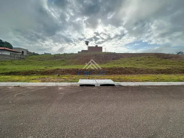 Terreno com 1000m², à venda, no bairro Jardim Tarumã em Jundiaí