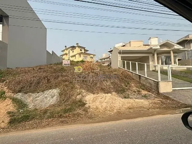 Terreno com 450m², à venda, no bairro Pedra Branca em Palhoça