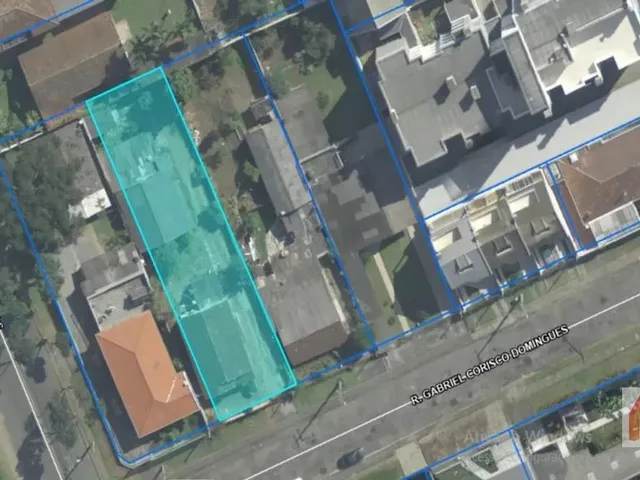 Terreno à venda, no bairro Boqueirão em Curitiba