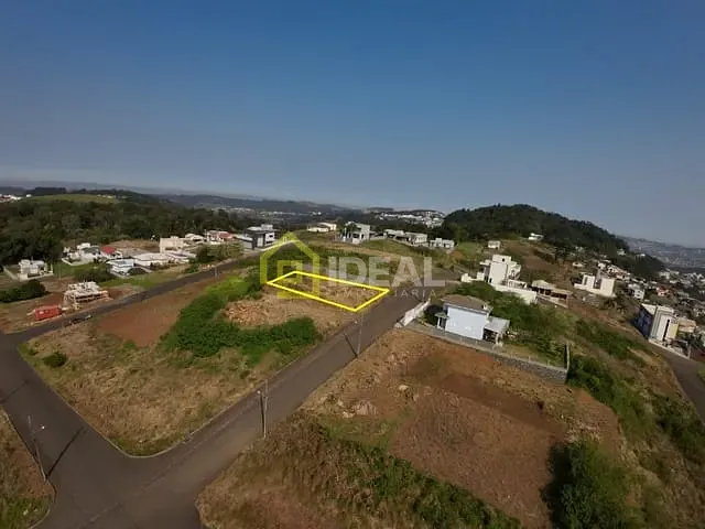 Terreno com 491m², à venda, no bairro São Cristóvão em Concórdia