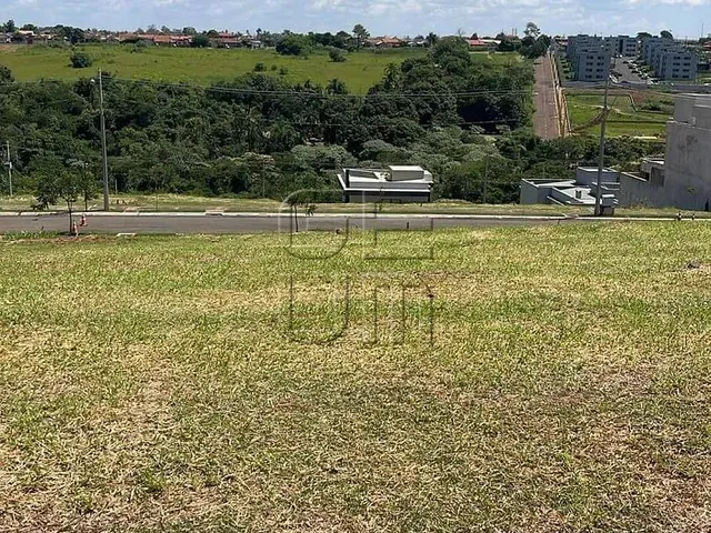 Terreno com 257m², à venda, no bairro Parque Tauá em Londrina