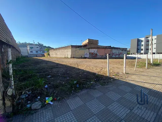 Terreno com 885m², à venda, no bairro Vila Mury em Volta Redonda