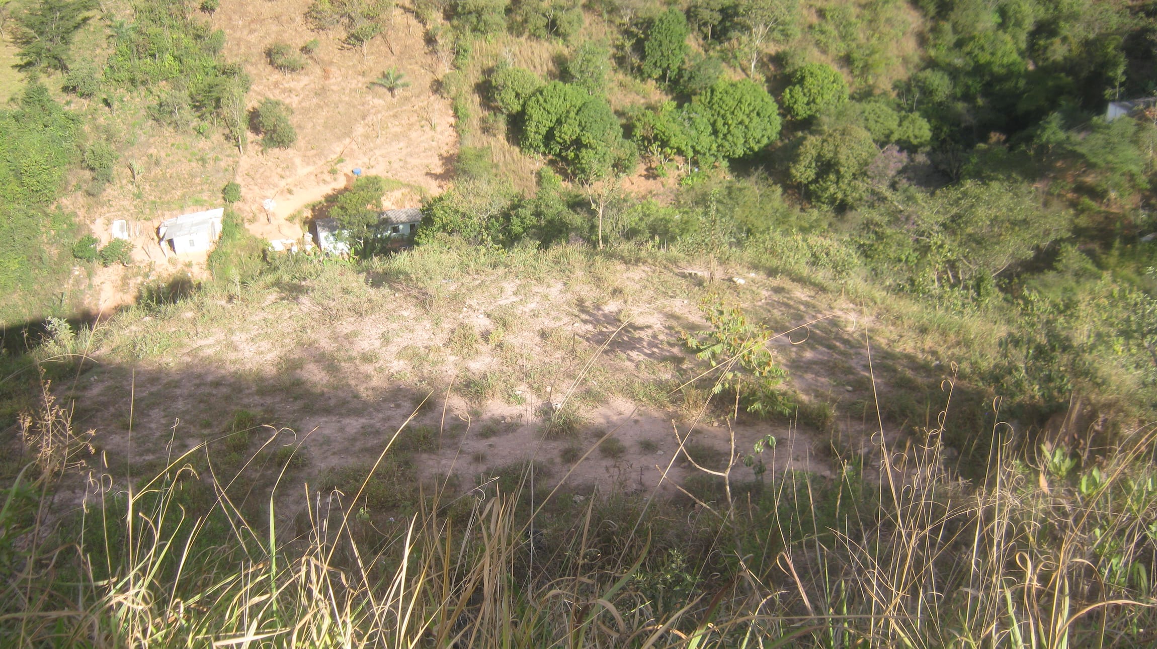 Terreno composto por 02 lotes num total de 4.000 m ² e com a taxa de ocupação de 60%, e taxa de aproveitamento de 1,5, Santo Antônio (Roça Grande), Sabará miniatura 7