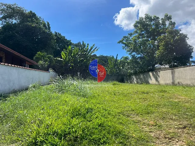Terreno com 360m², à venda, no bairro Iconha em Guapimirim