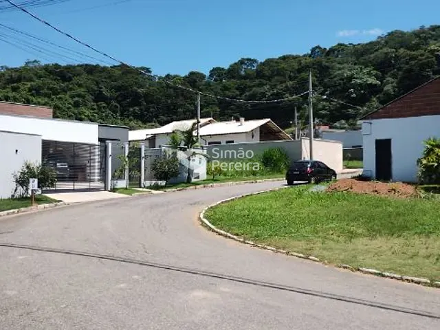 Terreno com 800m², à venda, no bairro centro em Paraíba do Sul