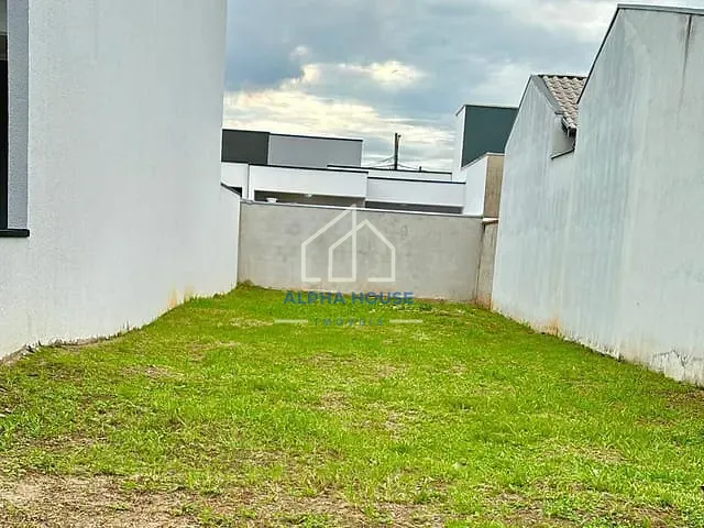 Terreno com 175m², à venda, no bairro Condomínio Laguna em Pindamonhangaba