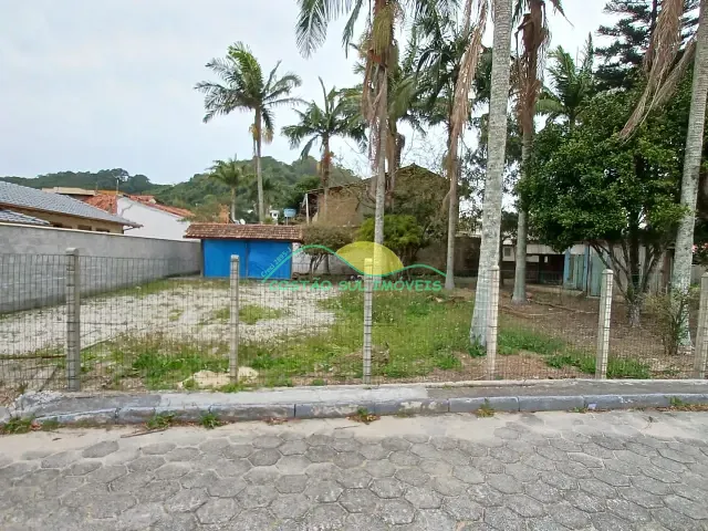 Terreno com 817m², à venda, no bairro Morro das Pedras em Florianópolis