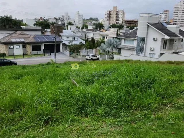 Terreno com 367m², à venda, no bairro Pedra Branca em Palhoça