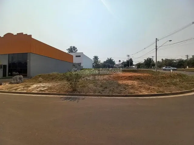 Terreno com 373m², à venda, no bairro Van Gogh - Centro em Holambra