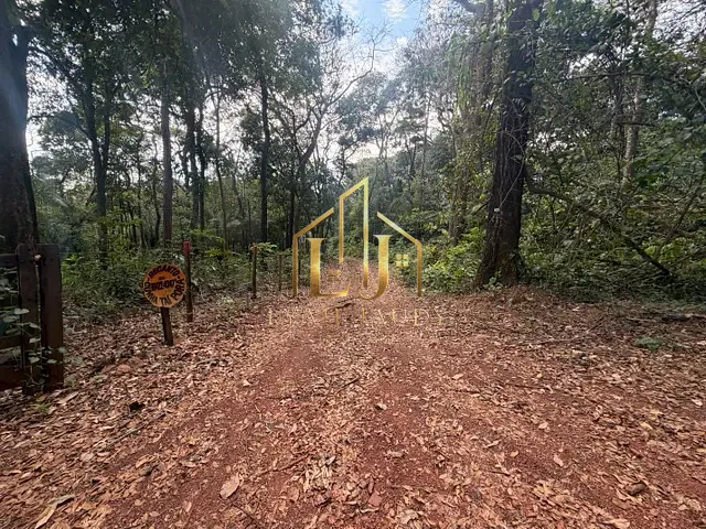 Terreno com 3600m², à venda, no bairro Adolfo Cobestain em Chapada dos Guimarães