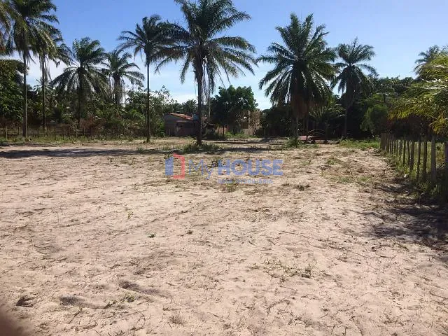 Terreno com 1200m², à venda, no bairro Barra Grande de Maraú em Maraú