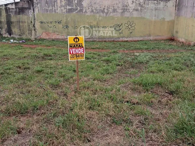 Terreno com 320m², à venda, no bairro Residencial Abussafe em Londrina
