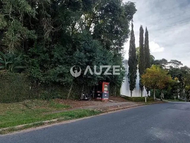 Terreno com 600m², à venda, no bairro Santa Felicidade em Curitiba
