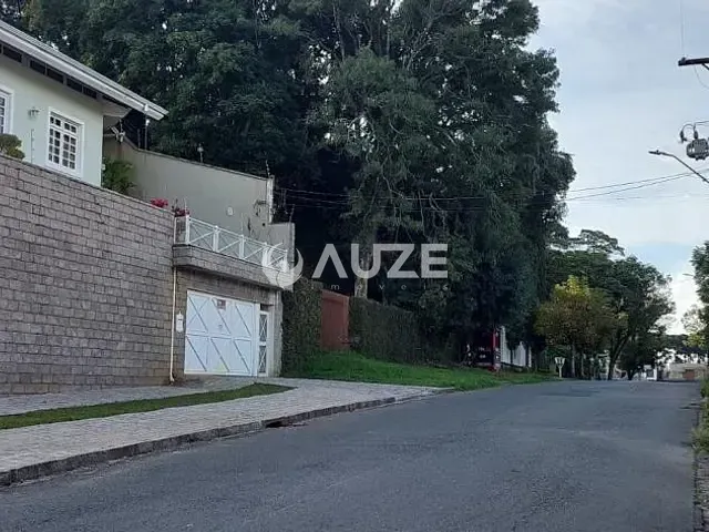 Terreno com 600m², à venda, no bairro Santa Felicidade em Curitiba
