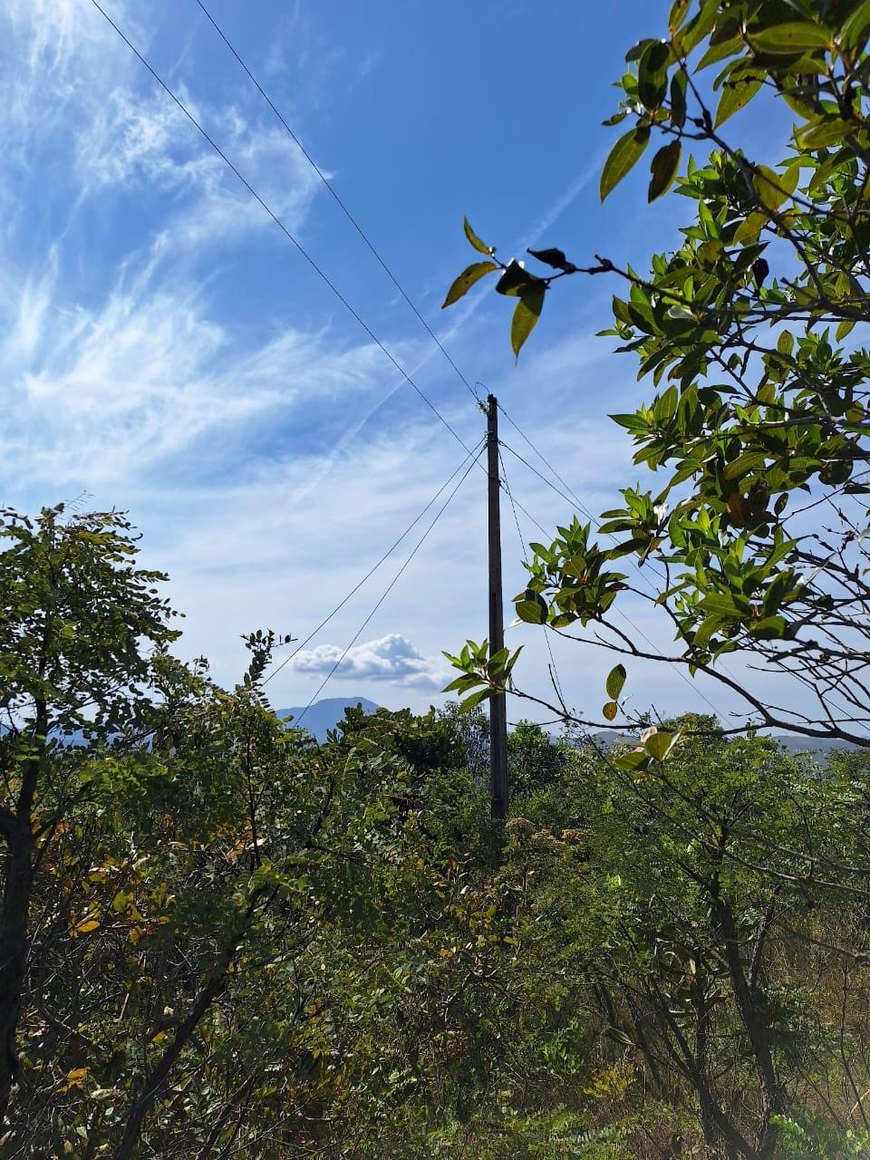 Terreno à venda,20 mil metros quadrados, 50% plano e 50% relevo 9 km de ótima estrada de terra. Escritura e registro. Centro, Sabará, MG miniatura 49