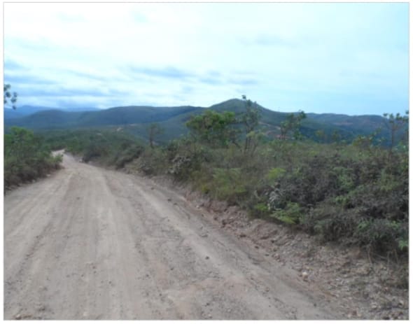 Terreno à venda,20 mil metros quadrados, 50% plano e 50% relevo 9 km de ótima estrada de terra. Escritura e registro. Centro, Sabará, MG miniatura 26
