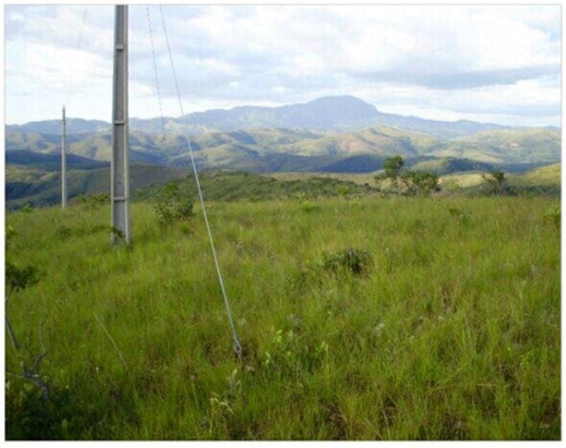 Terreno à venda,20 mil metros quadrados, 50% plano e 50% relevo 9 km de ótima estrada de terra. Escritura e registro. Centro, Sabará, MG miniatura 11