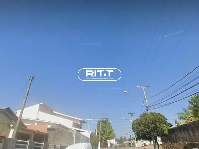 Terreno com 350m², à venda, no bairro Jardim Planalto em Valinhos