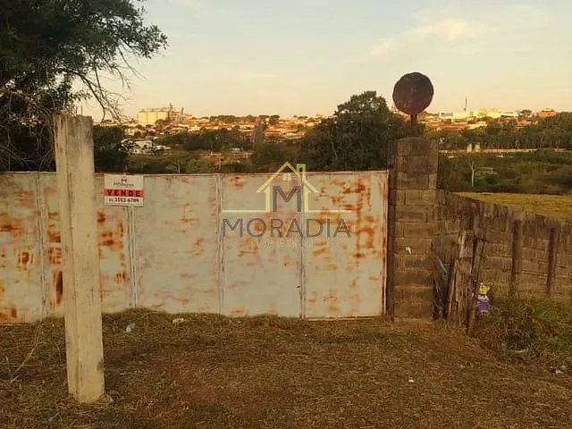 Terreno com 2901m², à venda, no bairro Jardim Alvorada em Guaxupé