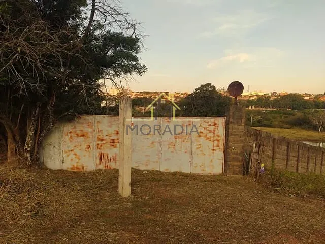 Terreno com 2901m², à venda, no bairro Jardim Alvorada em Guaxupé