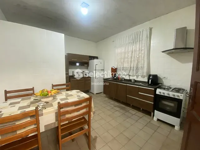 Terreno com 300m², à venda, no bairro Vila Nossa Senhora das Vitórias em Mauá