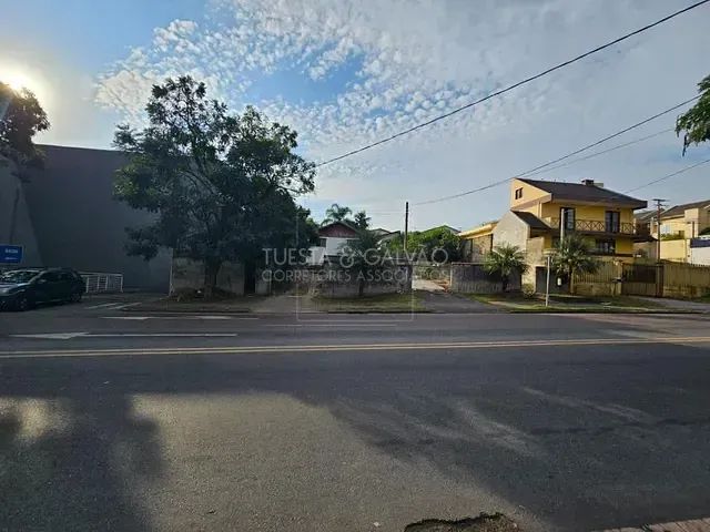 Terreno com 960m², à venda, no bairro Uberaba em Curitiba