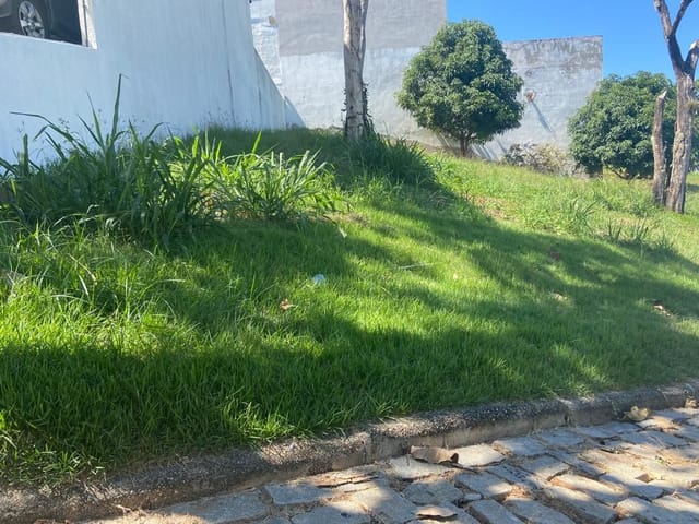 Terreno com 454m², à venda, no bairro Lagoa em Macaé