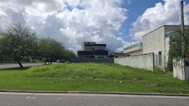 Terreno com 404m², à venda, no bairro Inoã (Inoã) em Maricá