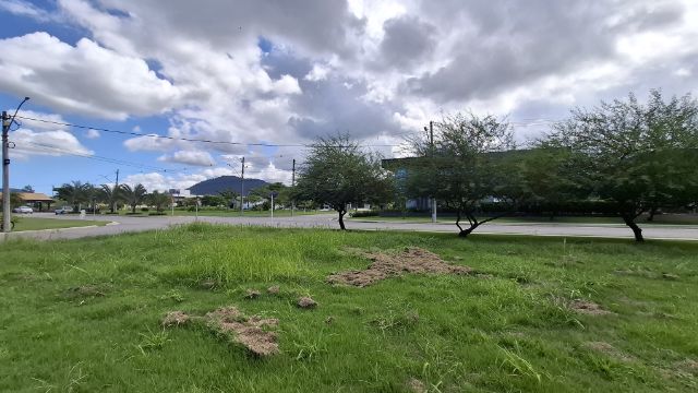 Terreno com 404m², à venda, no bairro Inoã (Inoã) em Maricá