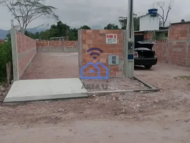 Terreno com 300m², à venda, no bairro Pontal de Santa Marina em Caraguatatuba