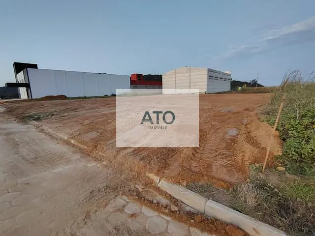 Terreno com 1000m², para alugar, no bairro Santa Luzia em Tijucas
