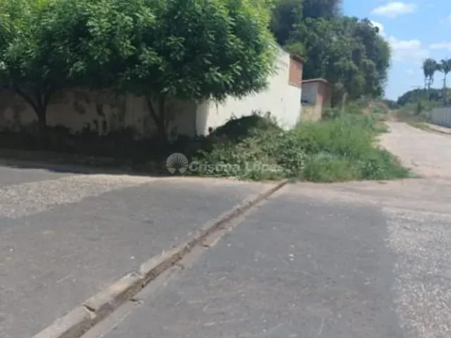 Terreno com 2500m², à venda, no bairro Morros em Teresina