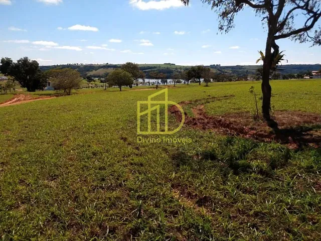 Terreno com 432m², à venda, no bairro Riviera de Santa Cristina 3 em Itaí