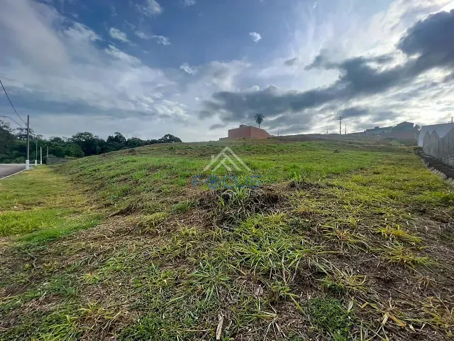 Terreno com 1000m², à venda, no bairro Jardim Tarumã em Jundiaí