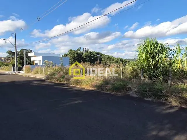 Terreno com 360m², à venda, no bairro São Cristóvão em Concórdia