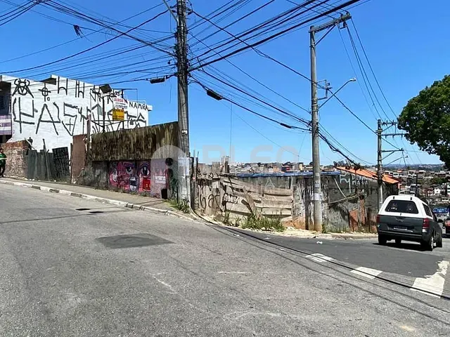 Terreno com 650m², à venda, no bairro Vila Silva Ribeiro em Carapicuíba