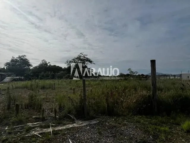 Terreno com 907m², à venda, no bairro Salseiros em Itajaí