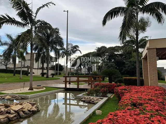 Terreno com 300m², à venda, no bairro Estância dos Ipês em Uberaba